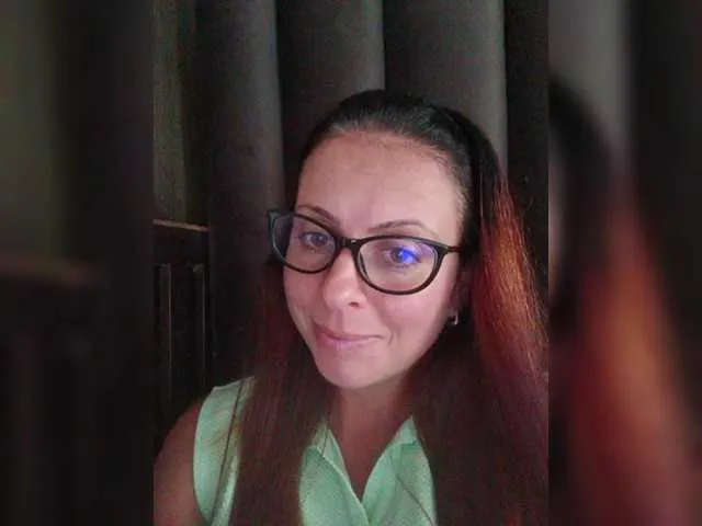 AllieLisa on BongaCams 