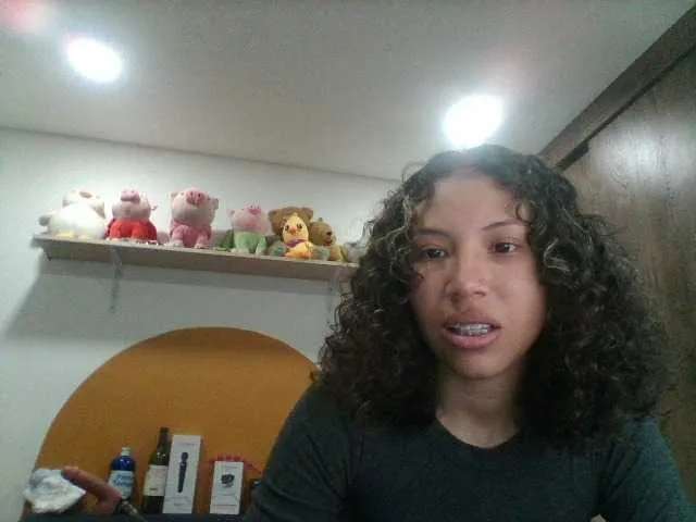 avans15 on BongaCams