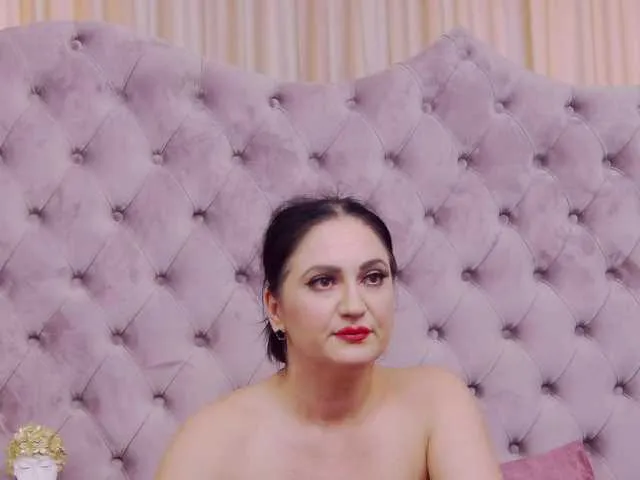 CassidyVelvet on BongaCams 