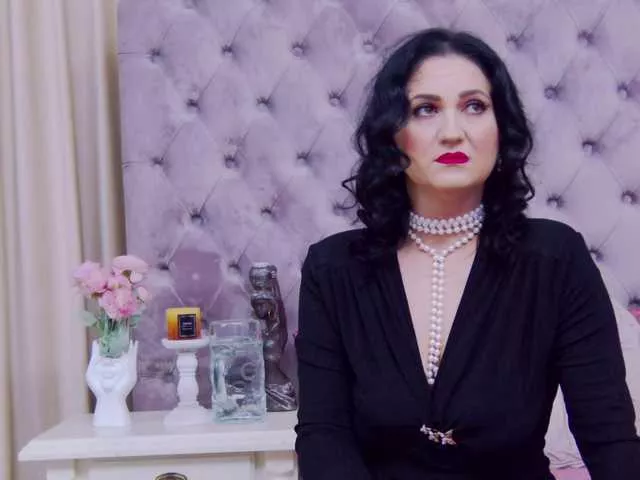 CassidyVelvet on BongaCams 