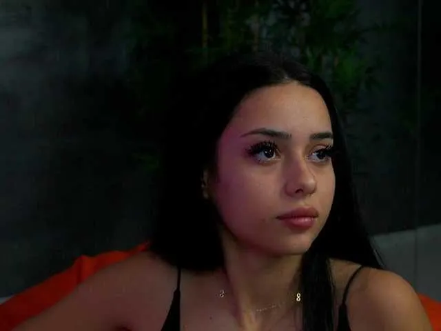 CherrySelena on BongaCams