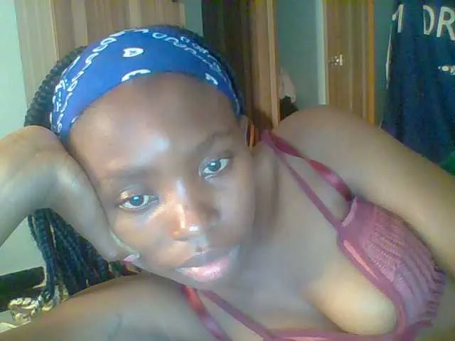 chocolate-brownie on BongaCams
