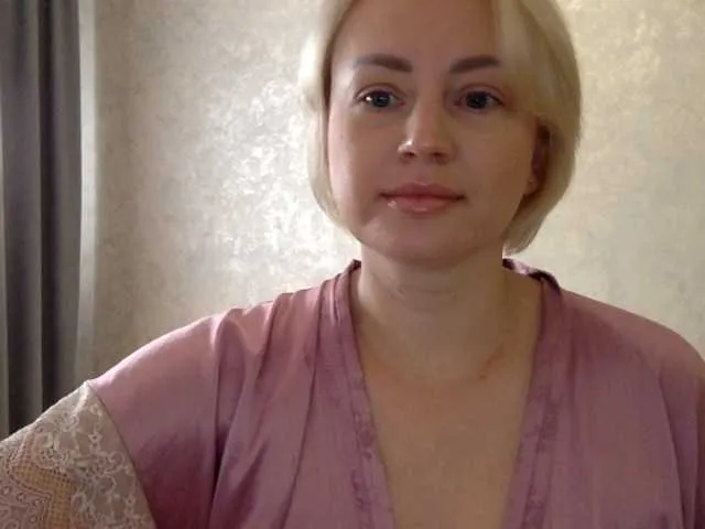 CozySandra on BongaCams