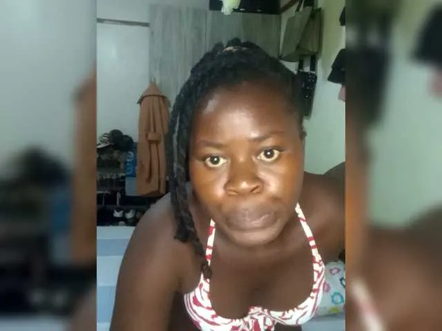 Hazelnuta on BongaCams