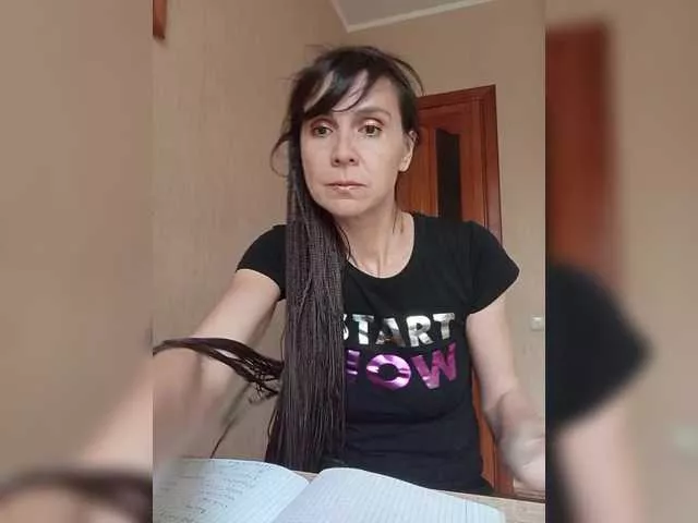 Hellenalonenochka on BongaCams 