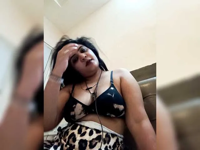 Indianbeauty1 on BongaCams 
