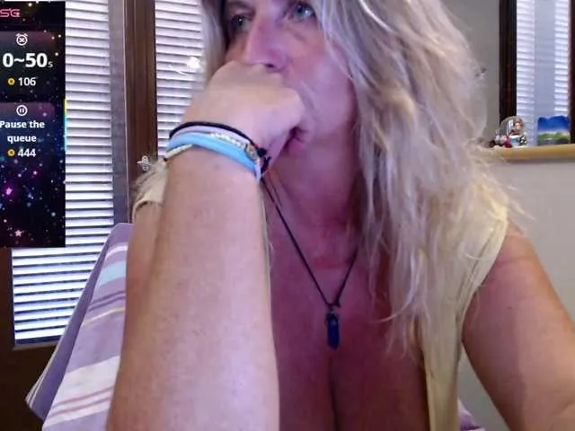 JennaDeluxe on BongaCams 