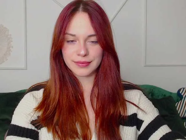 Little-melodyy on BongaCams
