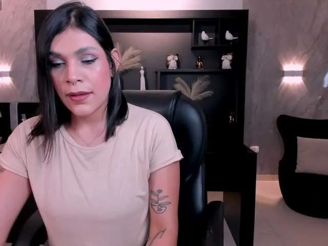 SarahYates on BongaCams