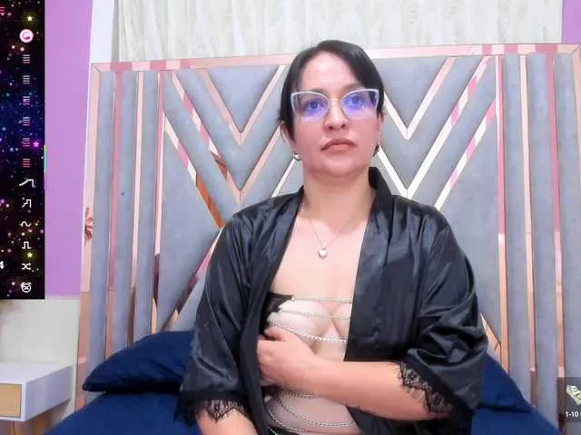 sofia-pearson on BongaCams
