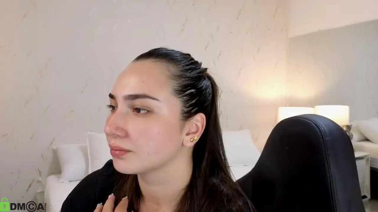 AVA__BLUE on Cam4