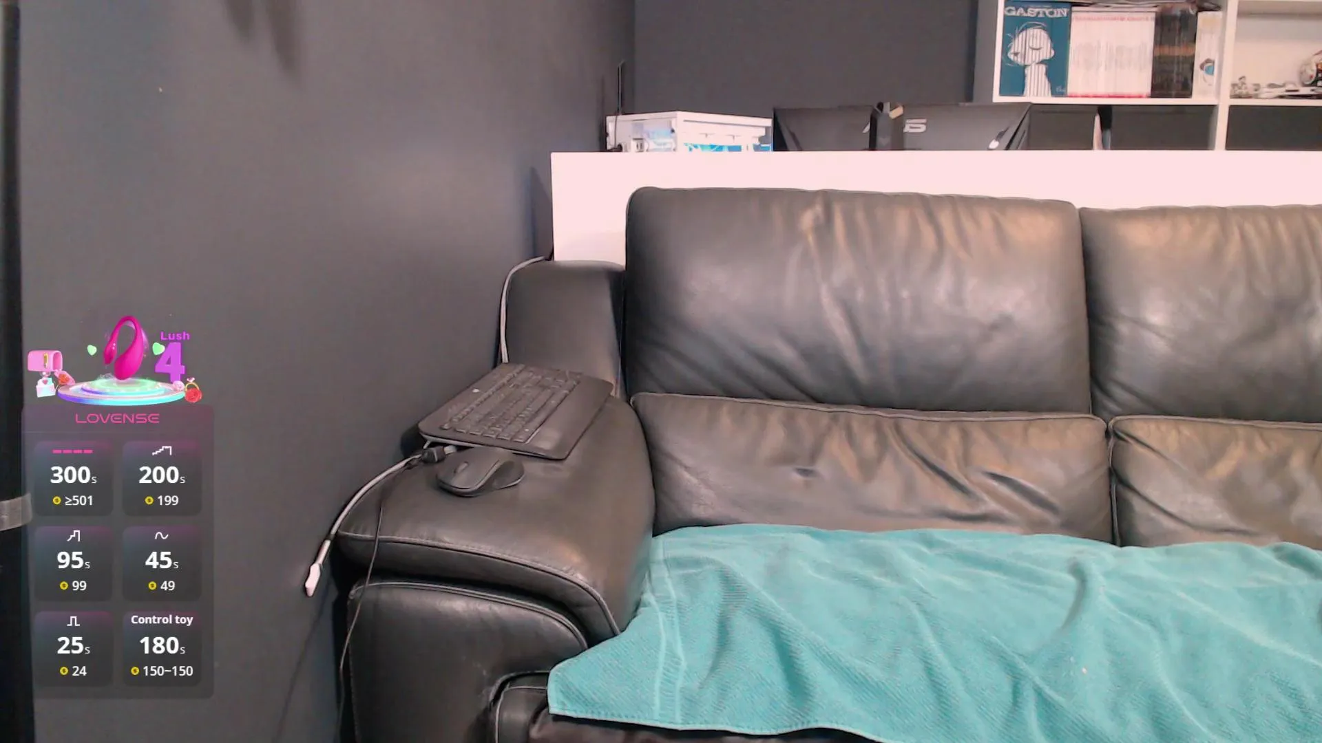 Lili_Bertine on Cam4