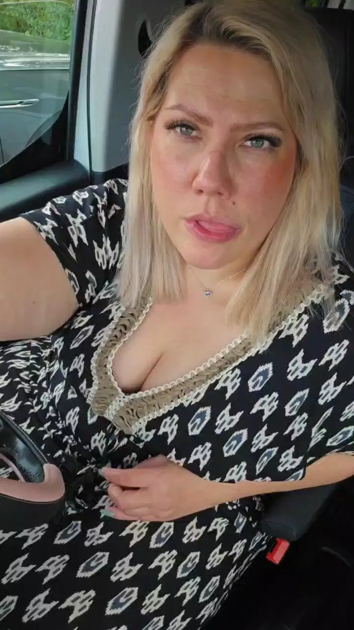 SensualMinx on Cam4