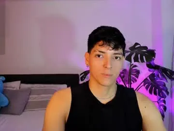 _jacobmiller__ — GOAL: show cum [500 tokens remaining] Hey, let's have fun together!  #smoke #bigcock #party #lovense #shaved
