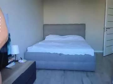 a_p_p_l_e on Chaturbate 