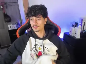 alexfloreszzz — I want to cum so bad today (pvt open )  #lovense #bigballs #hairy #lovense #latino #uncut [727 tokens remaining]