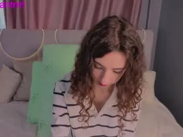 alvanalbach — GOAL: good morning [15 tokens remaining] Welcome to my room! #nonude #slim #natural #teen #new