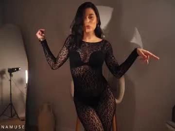 anamuse — Come closer  | Scratch game on - 66 tokens - Goal: take off bra #erotic #natural #foot #legs