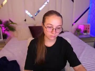 arrinawair — GOAL: give me a big teddy bear  #cute #18 #shy #ukraIne #daddysgirl   [1957 tokens remaining]