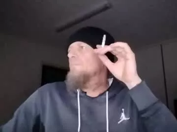 aussie9inchforall on Chaturbate 