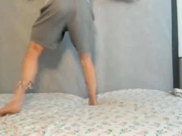 beanco225 — Couple's Show #bwc #asian -- Current Goal: Clothes Off Except Underwear at 500 tokens -- Next Goal: Both Naked