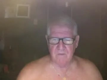 bigbeerdrinker1 on Chaturbate