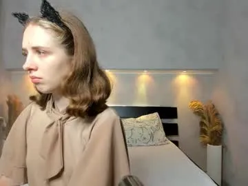 camilla_kelly — GOAL: doggi [50 tokens remaining] Hi im Camilla and i want to have fun with you #skinny #shy #nonude #lovense #new