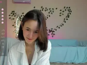 chee_cha on Chaturbate