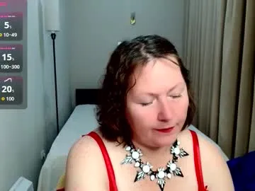 curvy_girlz — GOAL: slapp ass x5 [14 tokens remaining] Welcome to my room! #milf #bigboobs #mature #curvy #hairy