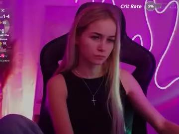 dakotaajohnnson's avatar