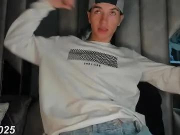 dallen_grant — Welcome to my room! - Goal: My first Goal [38 tokens left] #teen #twink #newmodel #cum #18 #sexyteen