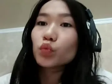 dorothygreene — 1Day*Goal: Take my HEART pls haha   #asian #18 #young #cute #new [46 tokens remaining]