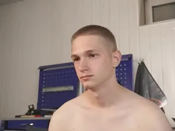 dustyn_fox — [160 Left] Show you how good can my dick look? #young, #18, #bigcock, #tease, #muscle