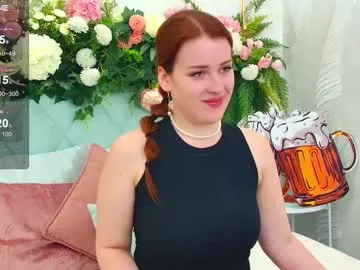 ellielarson on Chaturbate 