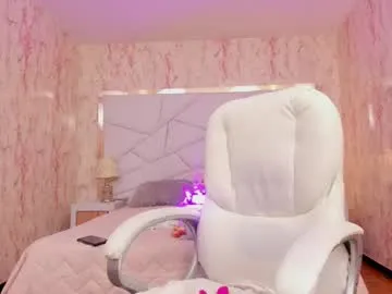 emilywhinfre — GOAL: blowjob [49 tokens remaining] The fun is about to begin... I'm live and I want you to be part of my naughty world  #anal #deepthroat #squirt #bigass #feet