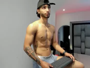 emmet_collins on Chaturbate 