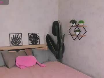 evelina_howell on Chaturbate