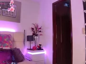 evelynagrey on Chaturbate 