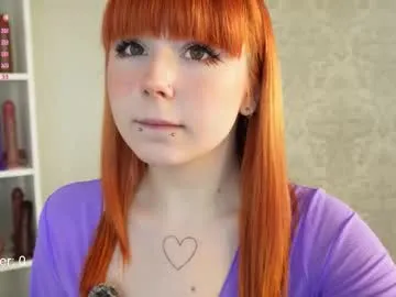 hannah_lourens — Make moan daddy. Tip 40,77,230,666  if you want to make my pussy feel so good - Goal: tits out #redhead #fuckmachine #anal #squirt #teen