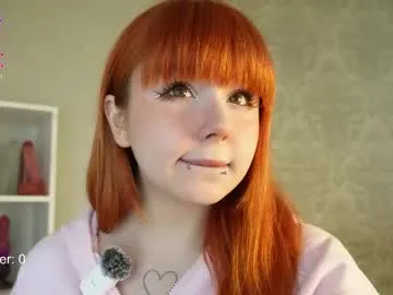 hannah_lourens — Make moan daddy. Tip 40,77,230,666  if you want to make my pussy feel so good - Goal: tits out #redhead #fuckmachine #anal #squirt #teen