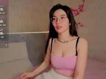 iris_on_cam on Chaturbate 