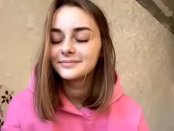 isauratorkelson — Hello CB, Make a very cutie smile  #18 #new #skinny #teen #natural [0 tokens remaining]