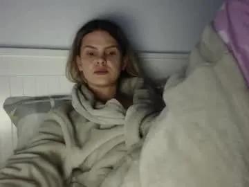 jessiexryan — Hello guyssss, try make it rain: 111,222,333 to make me squirt! #squirt #asian #aussie #new #anal