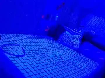 kikilovespartylights on Chaturbate 