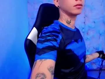 kiss_whitee on Chaturbate 