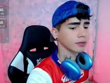 kiss_whitee on Chaturbate 