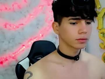 kiss_whitee on Chaturbate 