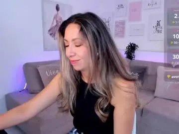 laly_dolce on Chaturbate 