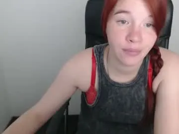 liana_ray — #strip #pregnant #littletits #ass #feet [851 tokens remaining]