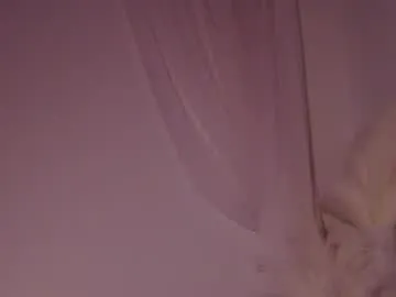 lilbeccaxo on Chaturbate 